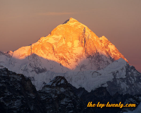 Makalu mountain